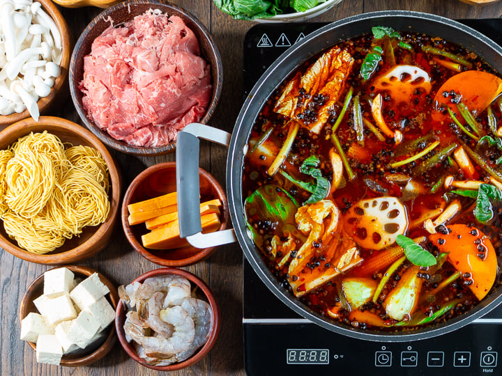 Sichuan Spicy Hot Pot (麻辣火鍋)