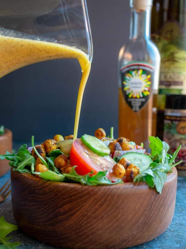 Lemon White Balsamic Vinaigrette (Homemade Salad Dressing)